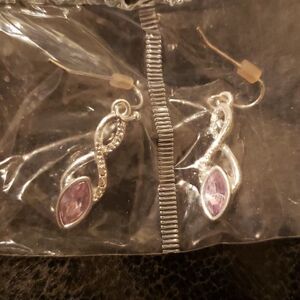 Purple drop earrings 